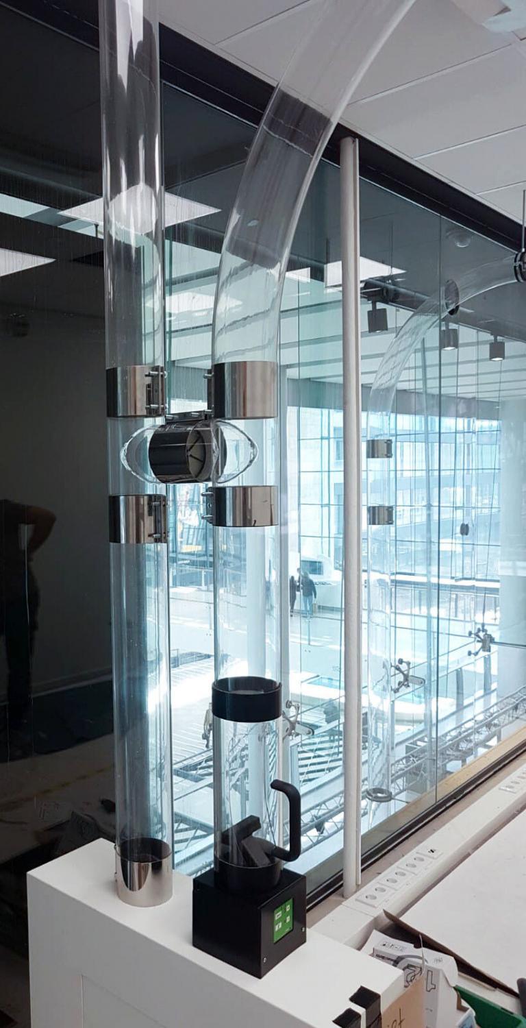 Hörtig Rohrpost im Samsung Experience Store